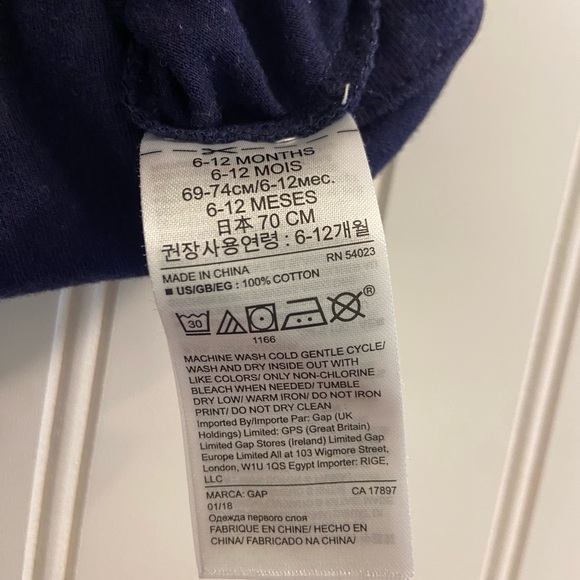 Baby Gap Whale and Fishing Boat Bodysuit Short Sleeves 6-12 months - Picture 3 of 4